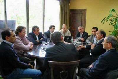 Funcionarios chilenos visitaron Capital interesados en la gesti�n de servicios