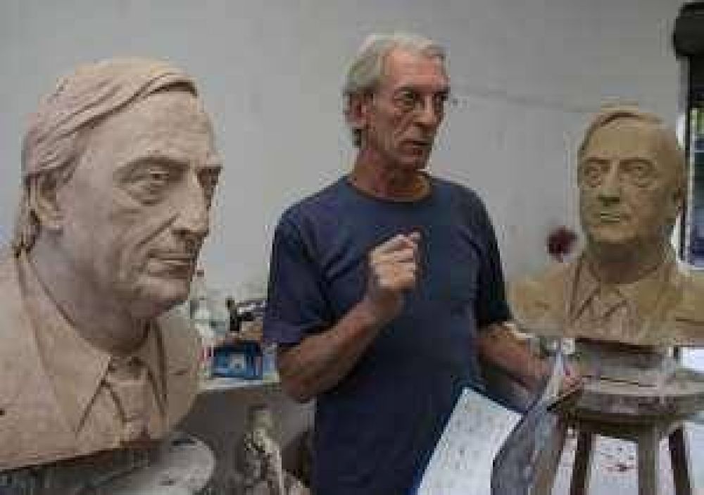 Gioja quiere mandar el busto de Kirchner a un sal�n de la Rosada