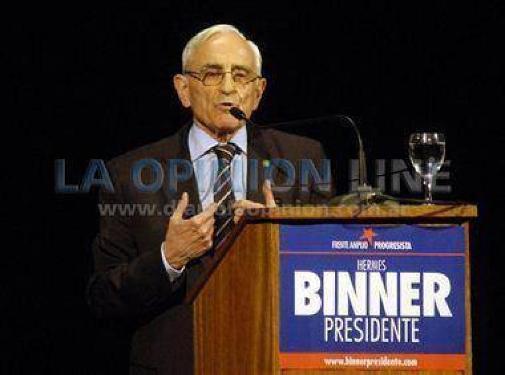 Zabalza: "se enfrentan 2 modelos en ejecuci�n"