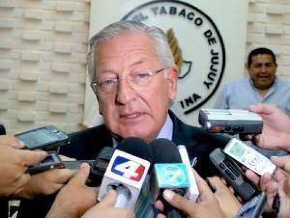 Fellner analiz� la situaci�n de la producci�n tabacalera con las C�maras y Cooperativas del sector