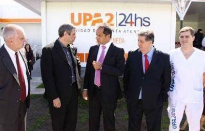 El Gobernador Scioli visit� la Unidad de Pronta Atenci�n de Avellaneda