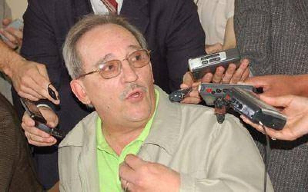 �La revisi�n del contrato con PAE debe ser en serio�, advirti� Risso
