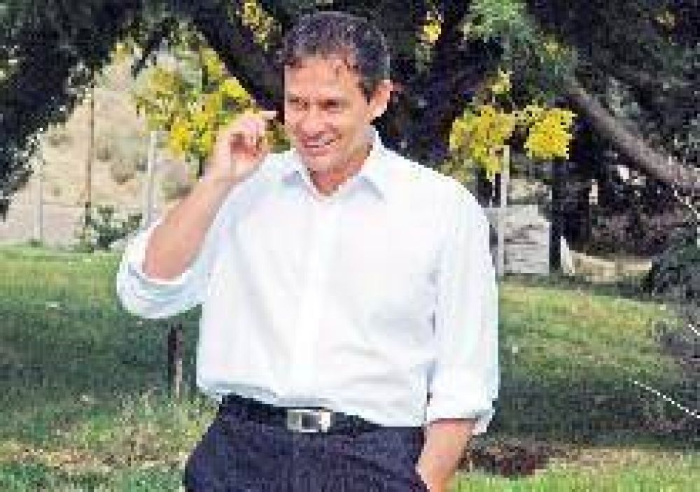 Candidatos aceleran su campa�a