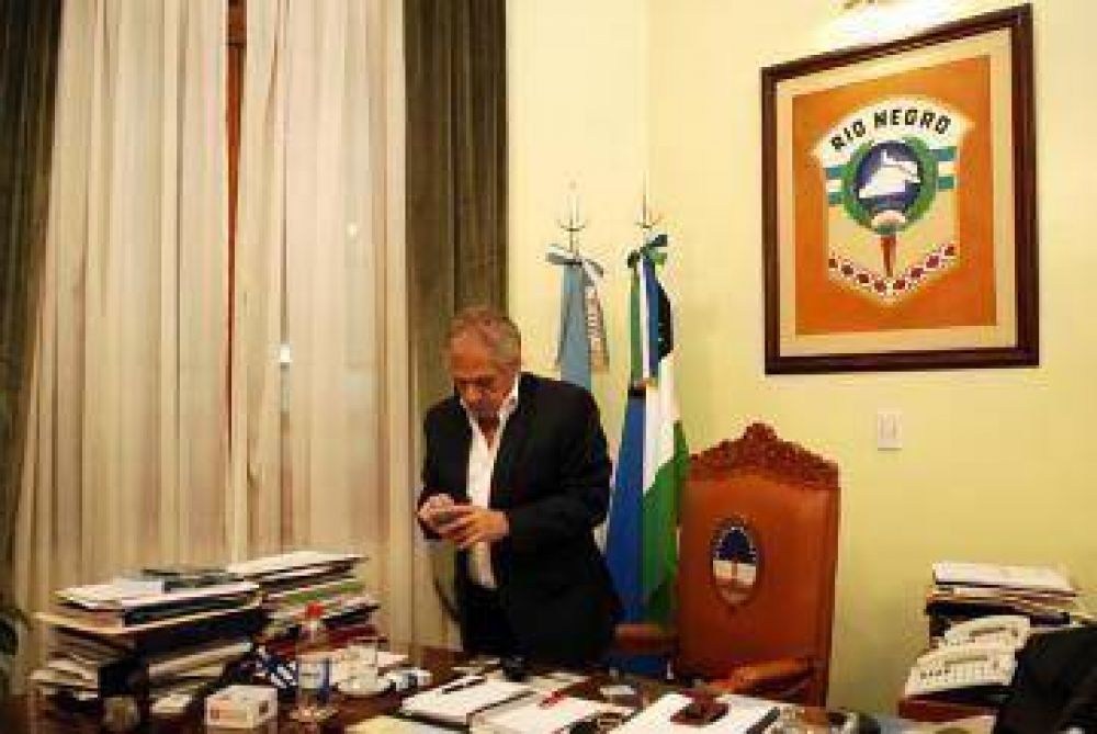 Saiz llam� a Soria y prometi� decisiones conjuntas
