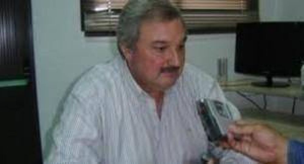 El presidente de Obras Sanitarias afirm� que avanzan a paso firme las obras del emisario submarino