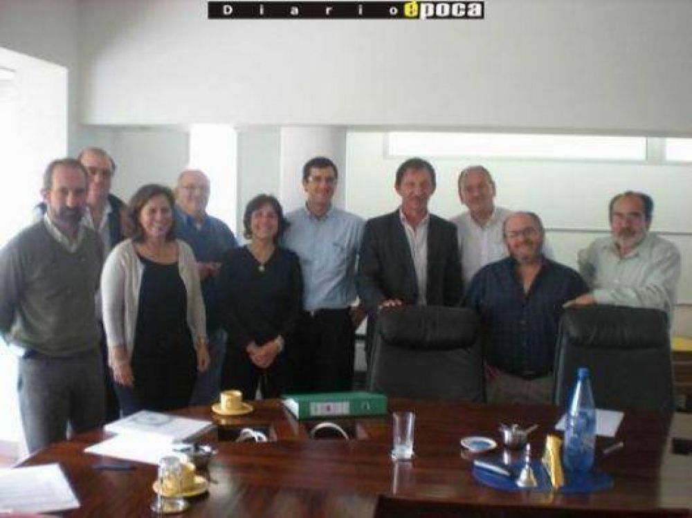 Encuentro t�cnico en la CARU por el puente Caseros - Uruguay
