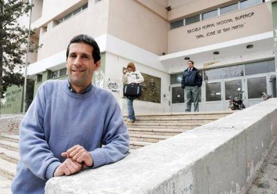�La pol�tica debe ser un medio para servir y no un fin del cual servirse�