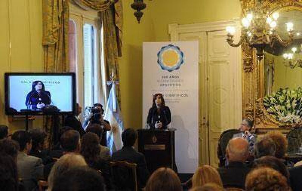 Por teleconferencia, Jorge y Cristina inauguraron f�brica de biodiesel de Catril�