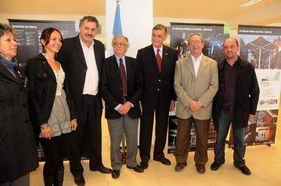 Binner: "El gobierno nacional no escucha y se cree infalible"