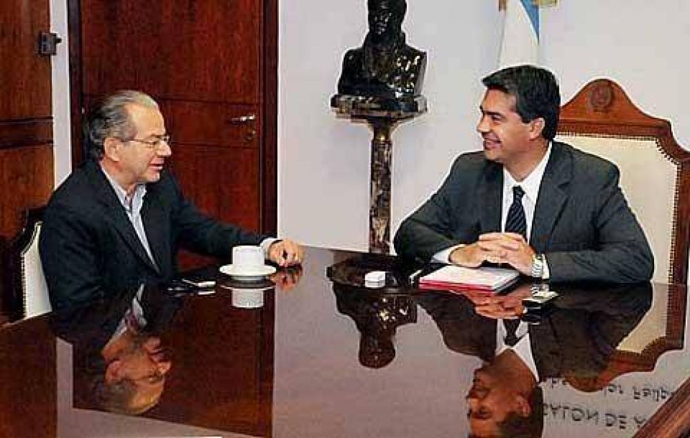 Gerardo Cipolini acord� nutrida lista de prioridades con Jorge Capitanich
