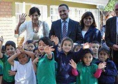 Contin�an las visitas espont�neas del Ministro de Educacion a escuelas de San Luis