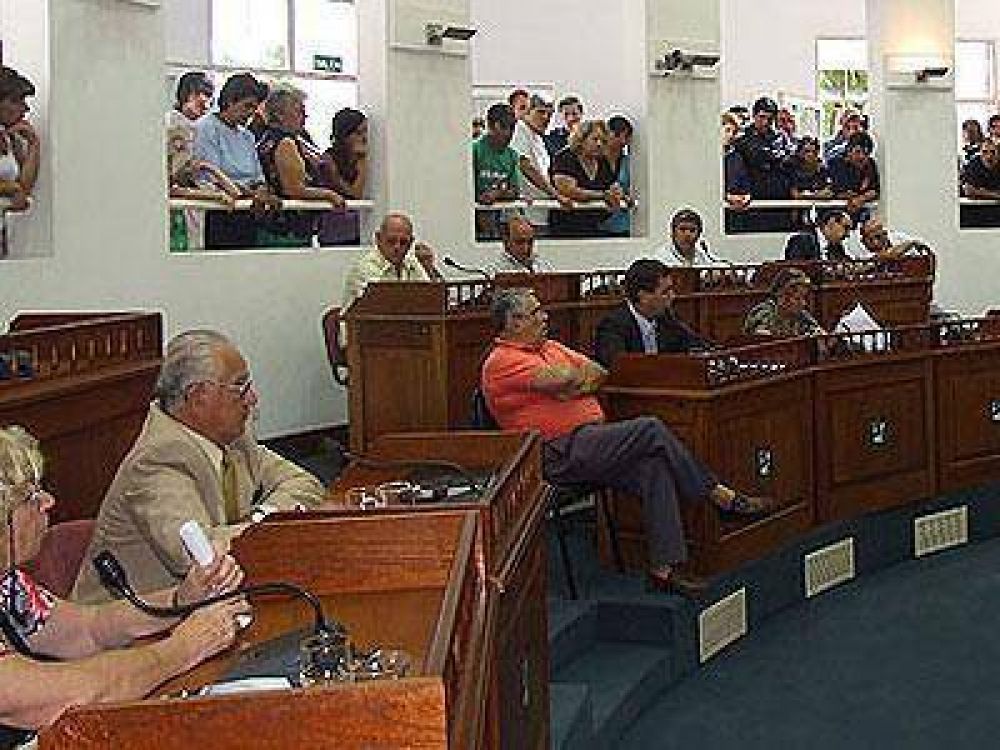 Rodr�guez afirm� que el kirchnerismo no se ir� �nunca m�s del poder�
