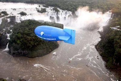 Cataratas: m�s de 120 mil mensajes en Facebook por el vuelo del dirigible