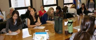 Nutricionistas de toda la provincia revisaron gu�as alimentarias