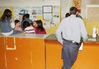 En medio de las protestas, algunos transportes retomar�an el servicio