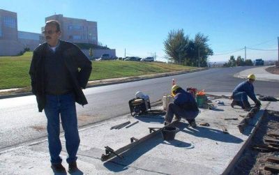 Farizano busca garantizar el plan de pavimentaci�n 