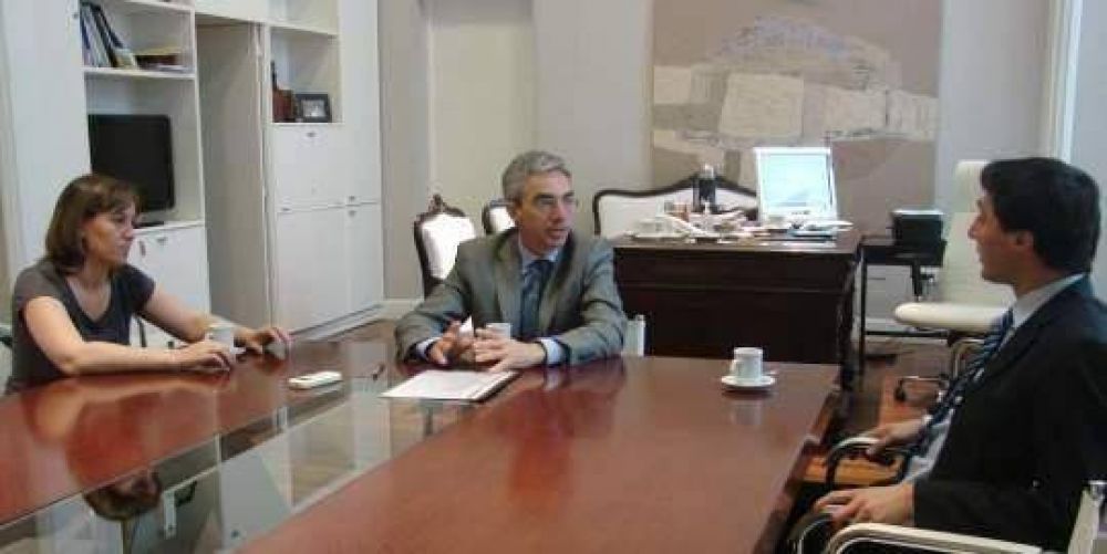  Convenio entre el Municipio y Pronto Pago para instalarse en la zona