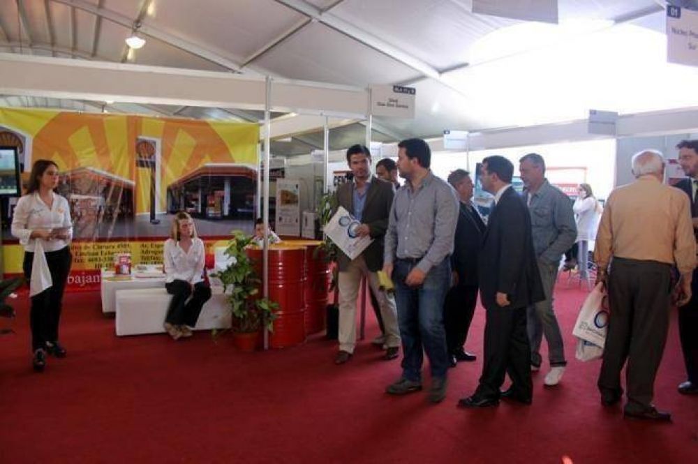 Con un destacado reconocimiento al aporte de los industriales concluy� la Expo parque 2011