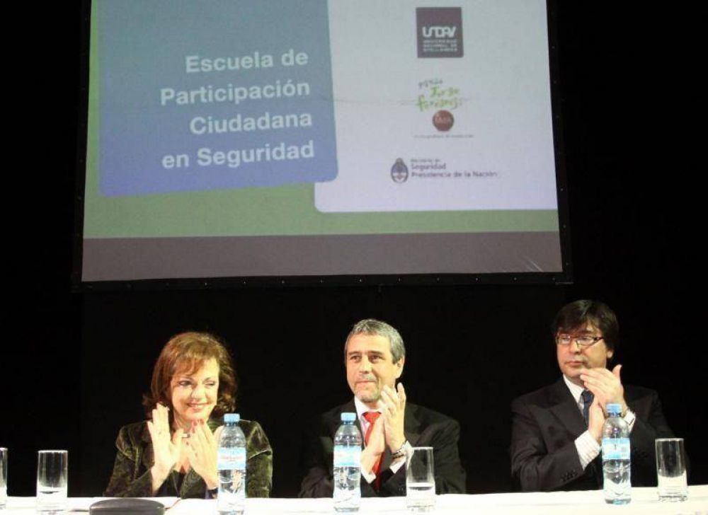 Garr� lanz� la Escuela de Participaci�n Ciudadana en Seguridad