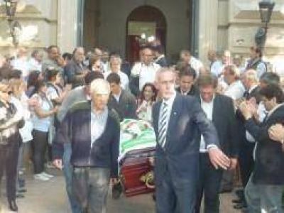 San Pedro: Trasladaron los restos de Elvio Macchia a un cementerio privado de San Pedro