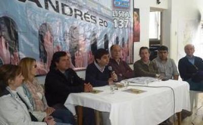 Antedom�nico sigue presentando equipo.