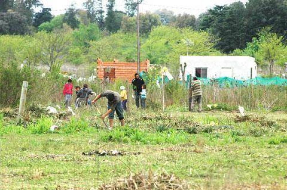 Contin�a sin resoluci�n el conflicto por la toma de tierras