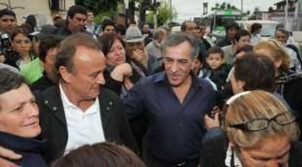 Del Sel acompa�� a Cariglino en una recorrida