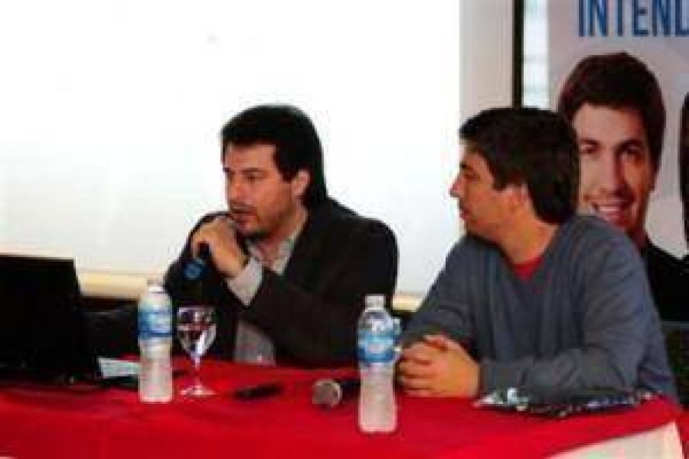 Ustarroz present� plan de ciberseguridad para las escuelas