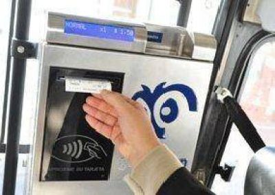 Transpuntano: la mitad ya paga el boleto por m�quina