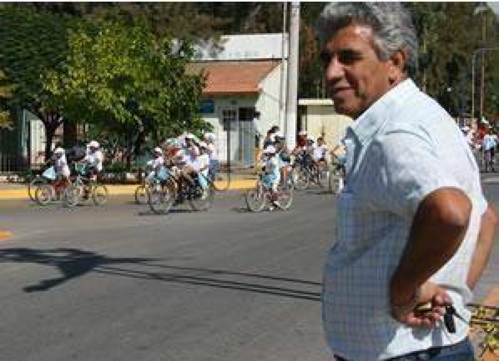  Walberto Allende:�El pr�ximo jueves inauguramos el Centro C�vico de Las Chacritas�
