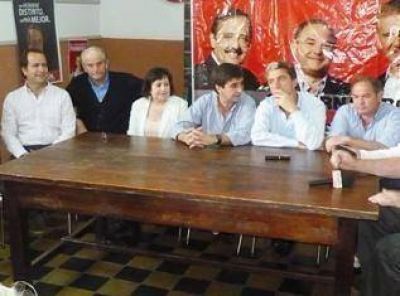 Graciela Oca�a y Jos� Scioli: visita a Areco.