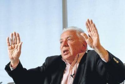 Jorge Altamira: "El bonapartismo presidencial se fortalecer� pero la crisis lo minar�"