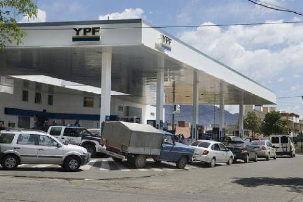 Vuelven a registrarse problemas en la provisi�n de combustibles