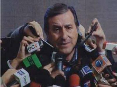 Rozas pide el regreso de quienes, equivocados, se fueron de la UCR
