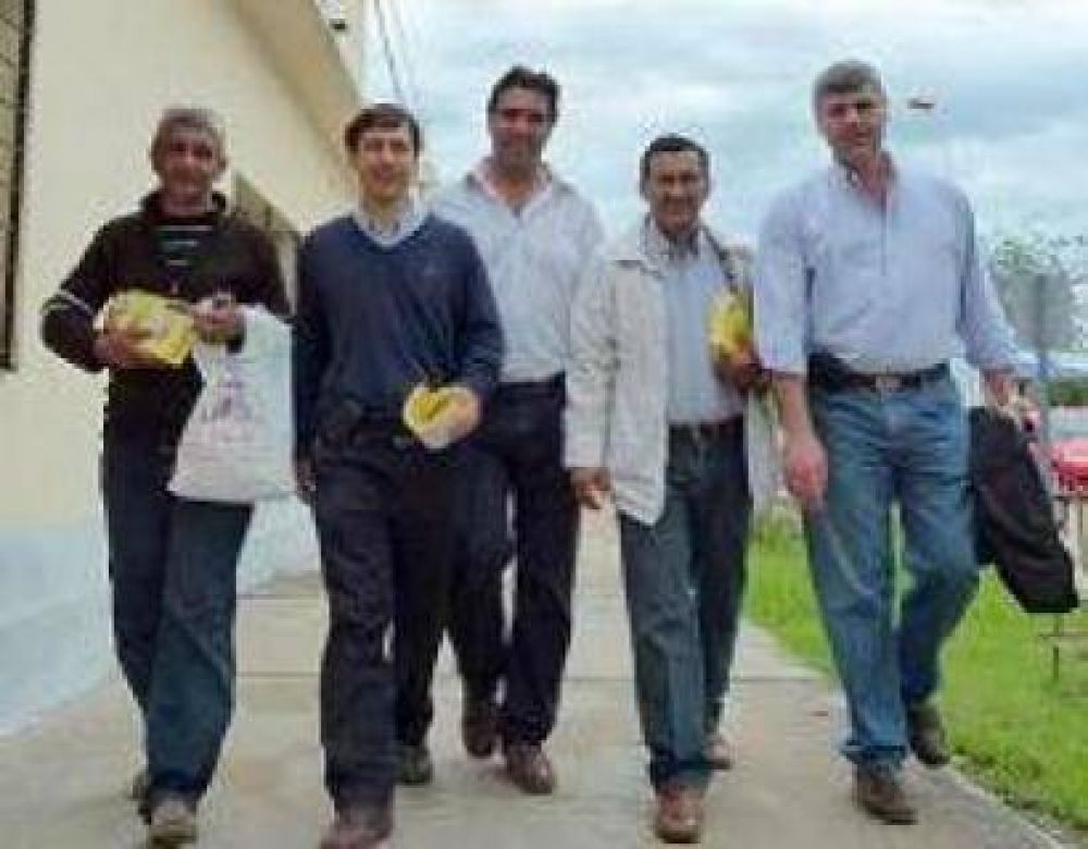 CANDIDATOS DEL FRENTE AMPLIO VISITARON OFICINAS PUBLICAS