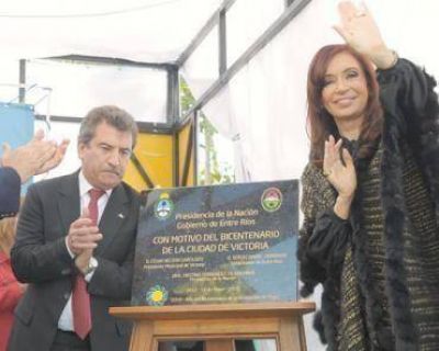 Cristina en Gualeguaych� por el aniversario