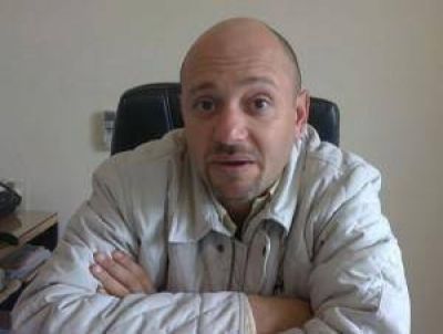 Javier Hinojo: �la necesidad de la gente es real, pero no siempre los que se manifiestan son los que en verdad necesitan�