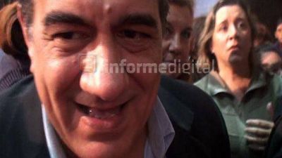 "La oposici�n se pelea para meter un diputado"