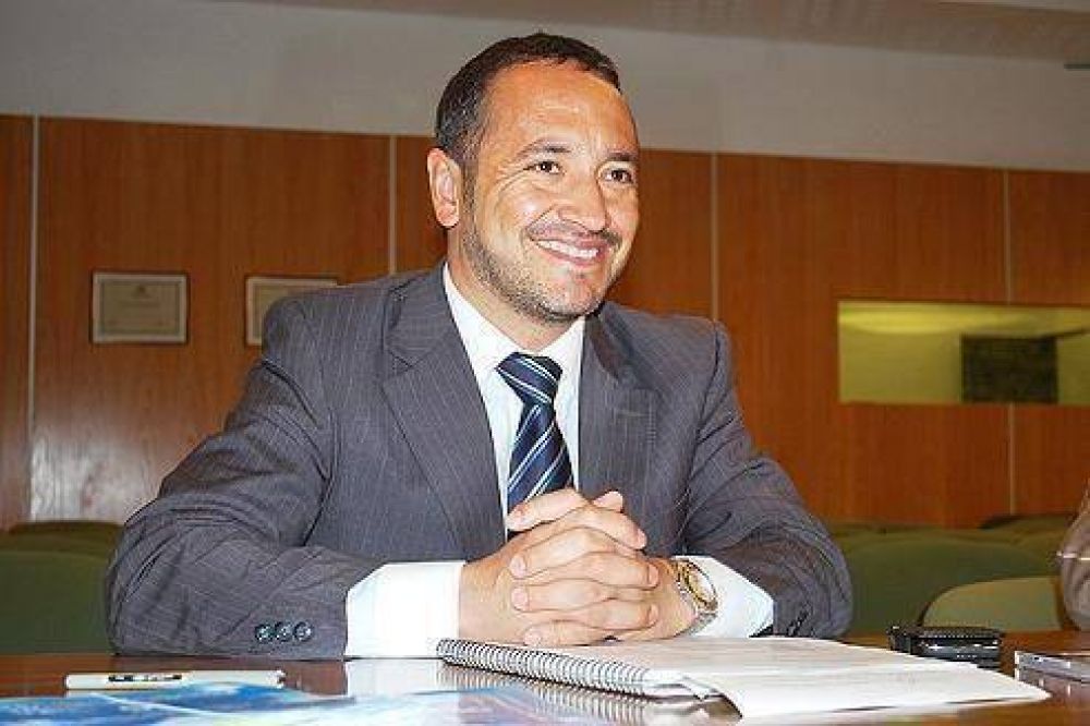 Educaci�n: Firman 85 Convenios de Residencias Rentadas a futuros docentes