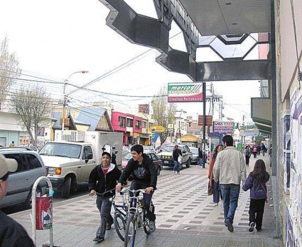 Bv. 25 de Mayo ser� peatonal y habr� cine