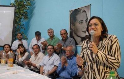 "No seamos sectarios, sino amplios. Venimos a sumar, no a dividir"