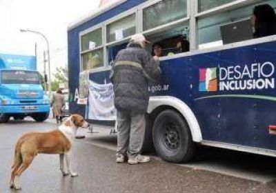 Se entregaron 2 mil DNI en el trailer de Renaper 