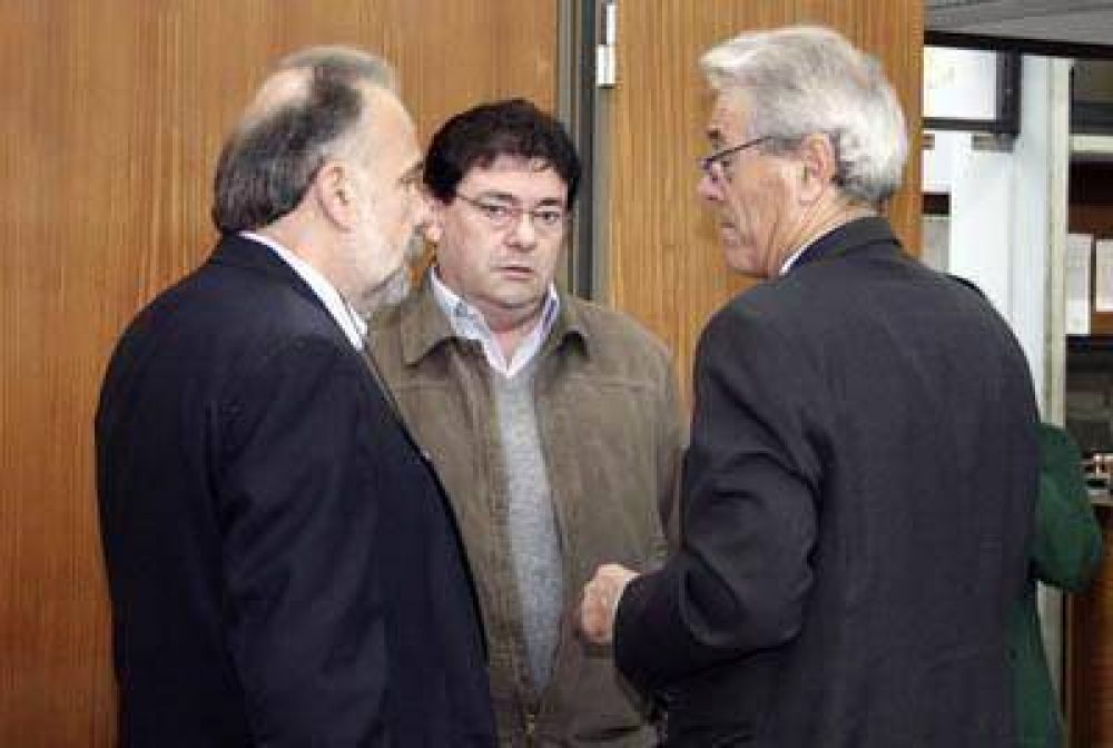 Robledo estira la llegada del juicio