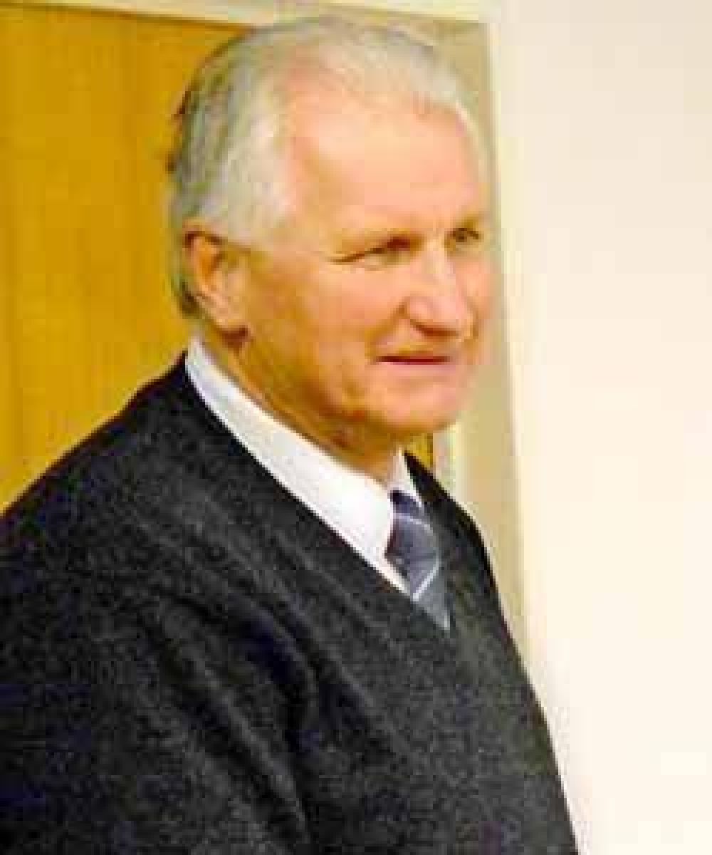 Tschirsch: �Defendemos la familia y la provincia�
