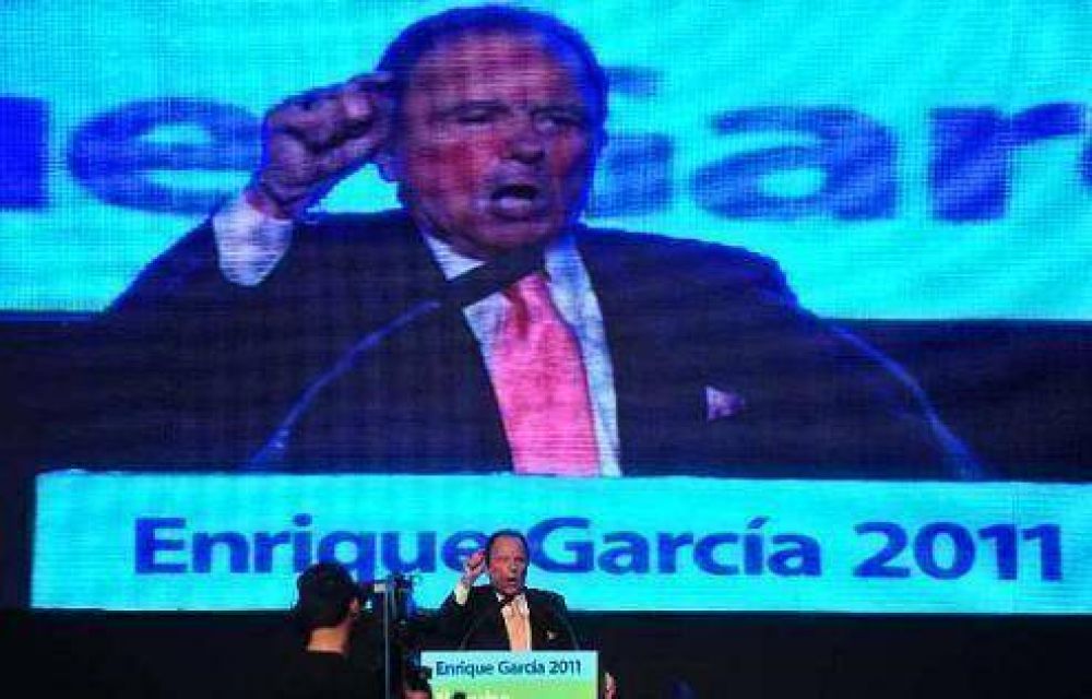 Garc�a: "Jorge Macri confunde a la opini�n p�blica y a la democracia"