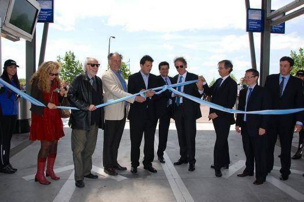 Fue inaugurada una moderna estaci�n de servicio de YPF