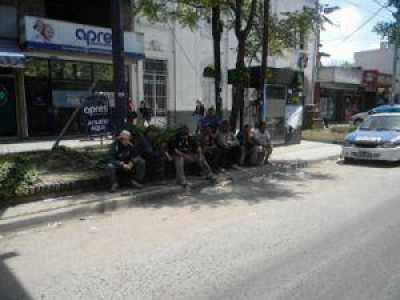 Denuncian a militantes de Olmedo por atacar equipo de pintadas de Pereyra 