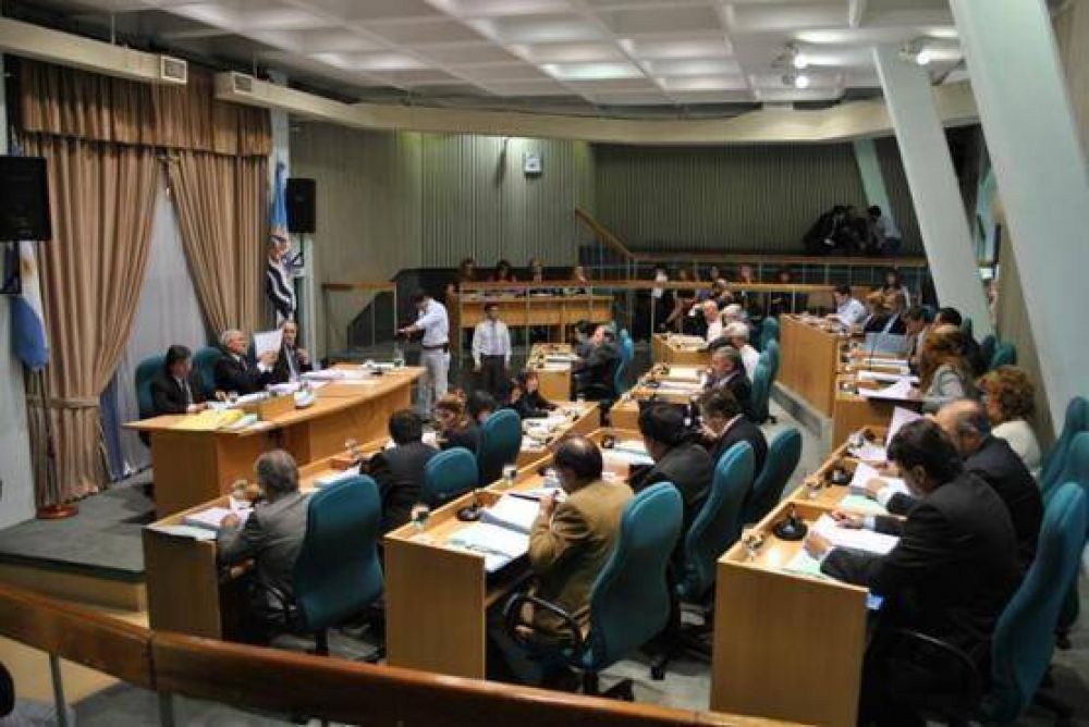 La gente a favor de descontar el sueldo a los diputados