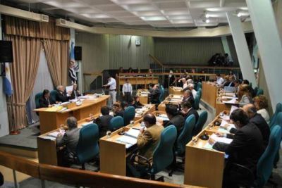 La gente a favor de descontar el sueldo a los diputados