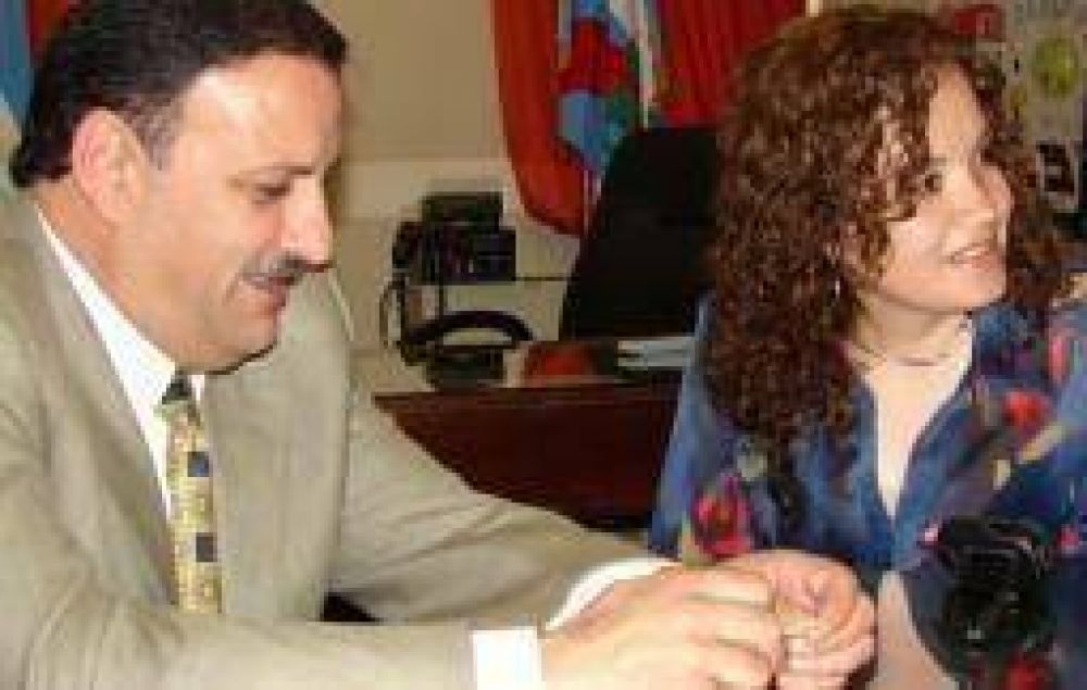 El Frente para la Victoria cierra su campa�a con respaldo �Q�